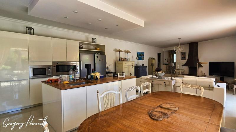 Villa - 147 m² - 4 pièces