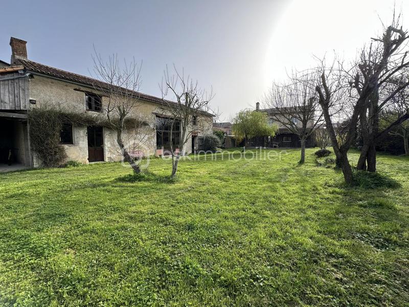 Maison en pierre - 132 m² - 5 pièces