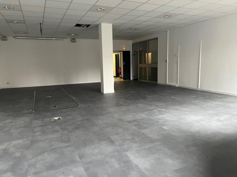 Bureau - 603 m² - 16 pièces