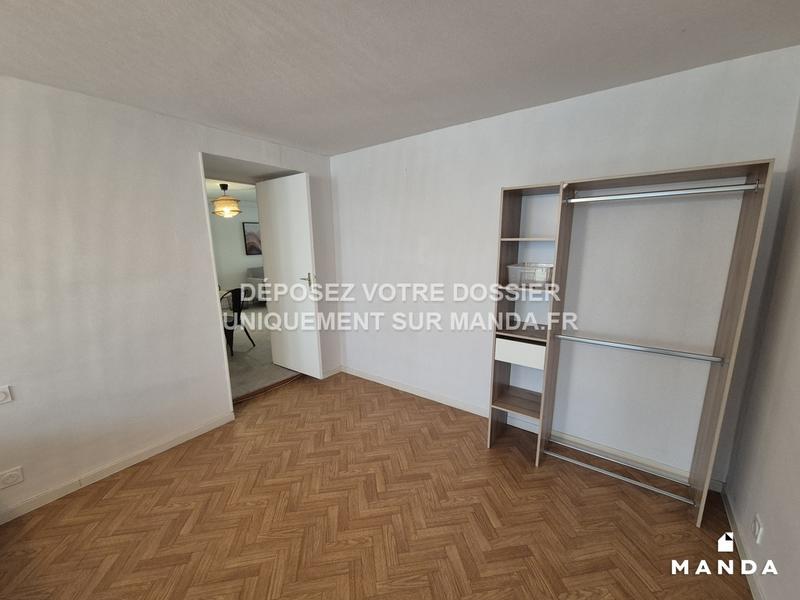 Chambre - 13 m² - 4 pièces