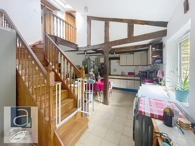 Maison - 120 m² - 4 pièces