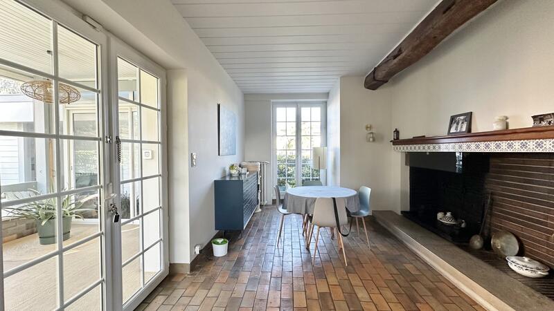 Maison bourgeoise - 203 m² - 7 pièces
