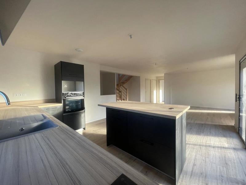 Maison - 115 m² - 5 pièces