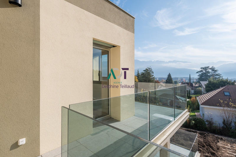 Appartement - 151 m² - 5 pièces