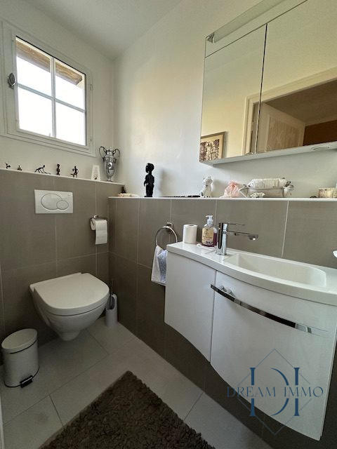 Maison - 127 m² - 5 pièces