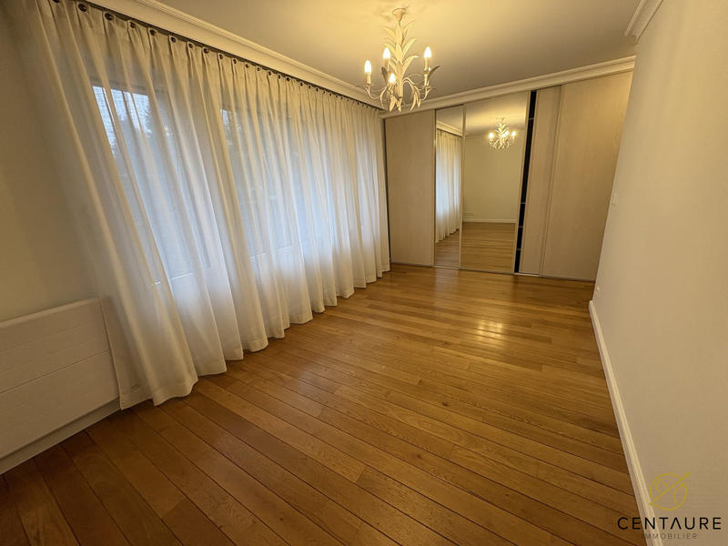 Appartement - 124 m² - 5 pièces
