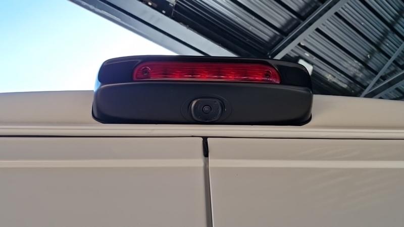 Peugeot Boxer Fourgon tole 3.0 t l2h1 120 ss bvm6