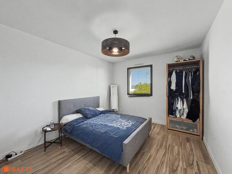 Maison - 170 m² - 5 pièces