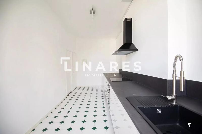 Appartement - 176 m² - 6 pièces