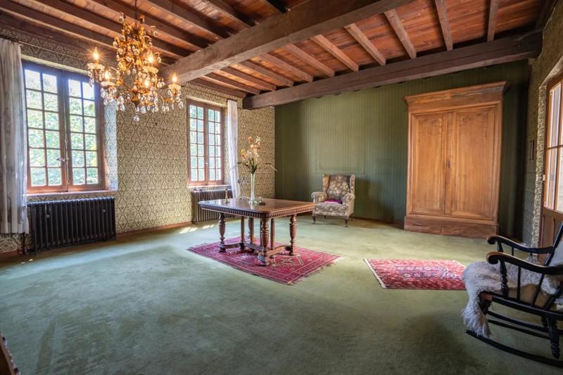 Propriété - 186 m² - 5 pièces