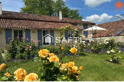 Villa - 250 m² - 9 pièces