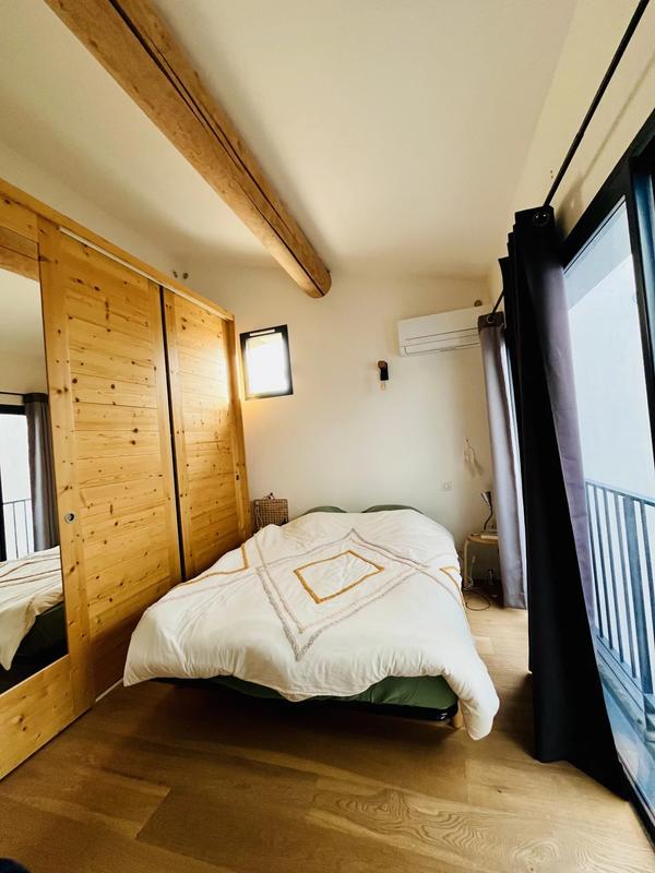 Appartement - 141 m² - 6 pièces