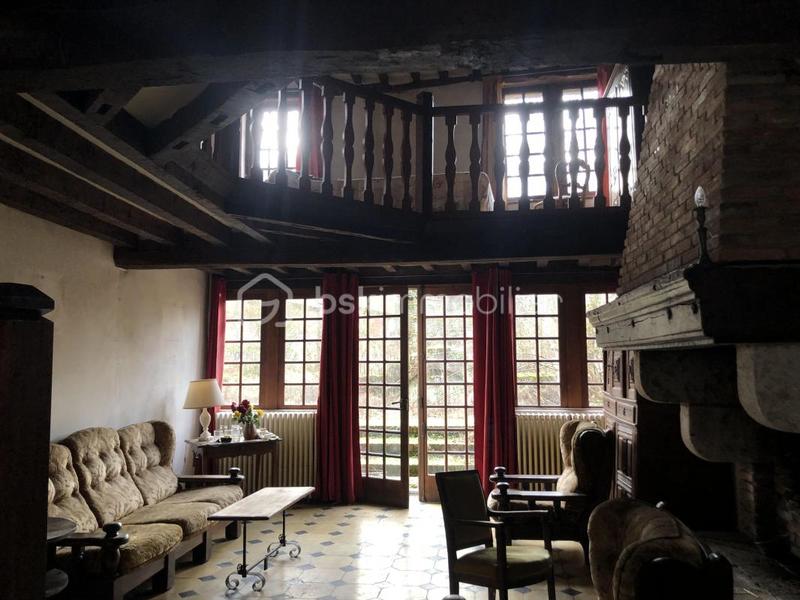 Maison ancienne - 166 m² - 8 pièces