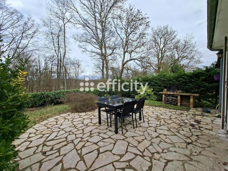 Maison - 130 m² - 7 pièces