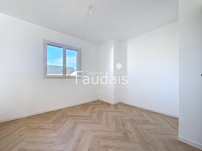 Maison - 136 m² - 7 pièces