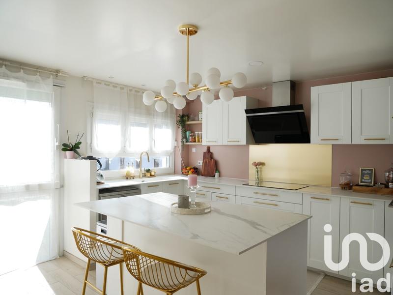 Appartement - 83 m² - 4 pièces