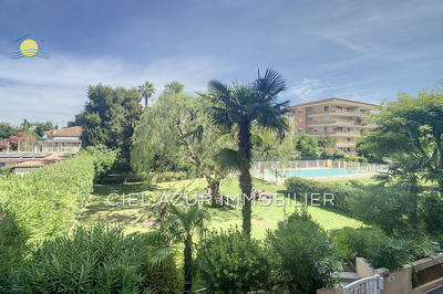 Appartement - 93 m² - 3 pièces