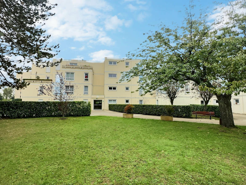 Appartement - 103 m² - 5 pièces