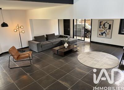 Maison - 160 m² - 5 pièces