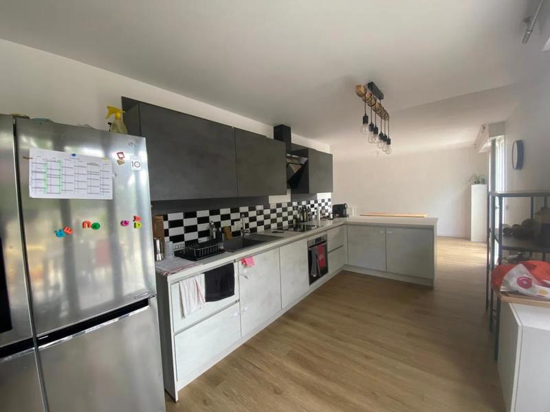 Maison - 147 m² - 6 pièces