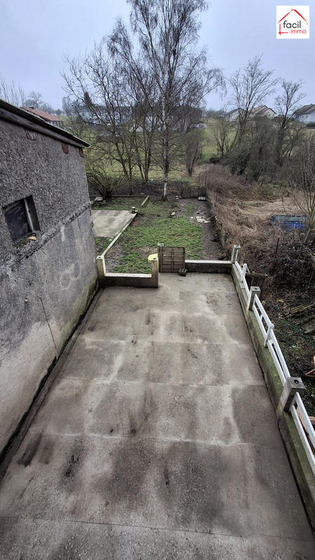 Maison - 220 m² - 7 pièces