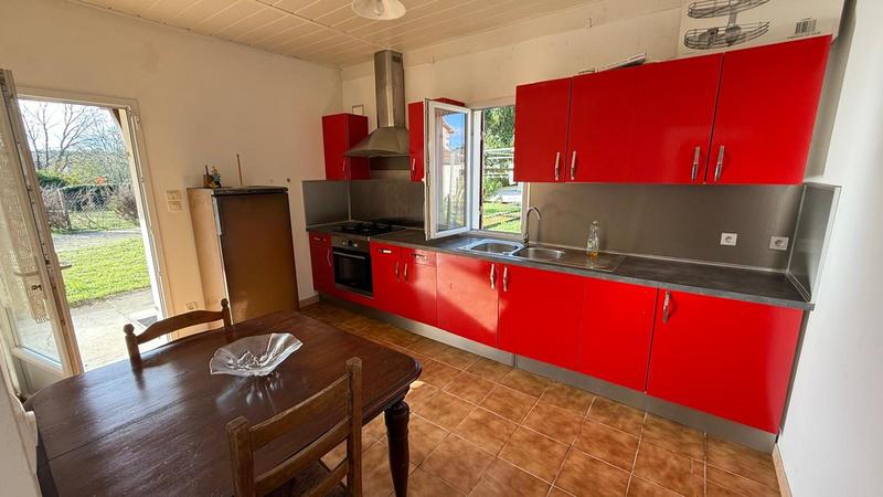 Maison - 200 m² - 8 pièces