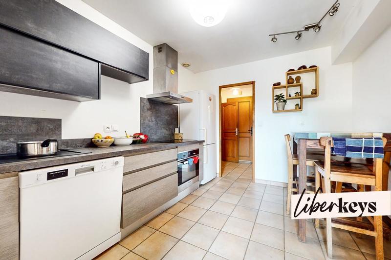 Maison - 125 m² - 5 pièces