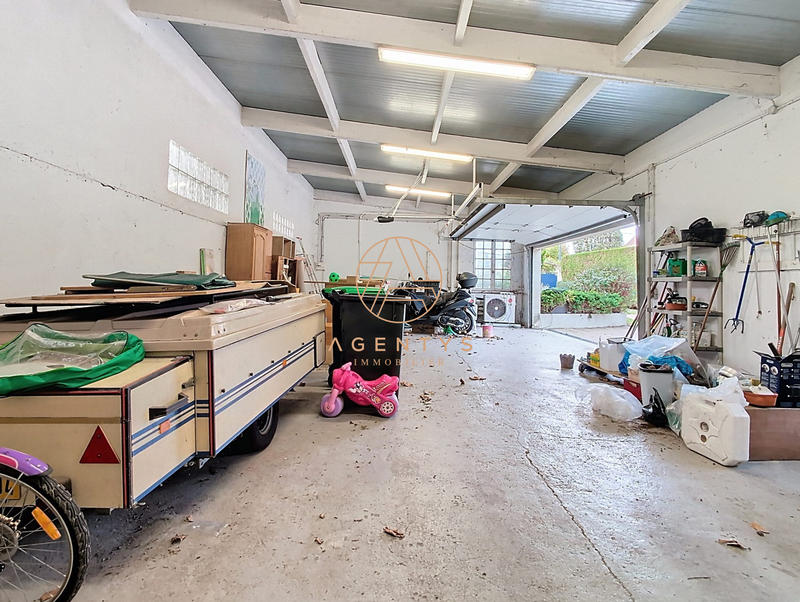 Maison - 175 m² - 8 pièces