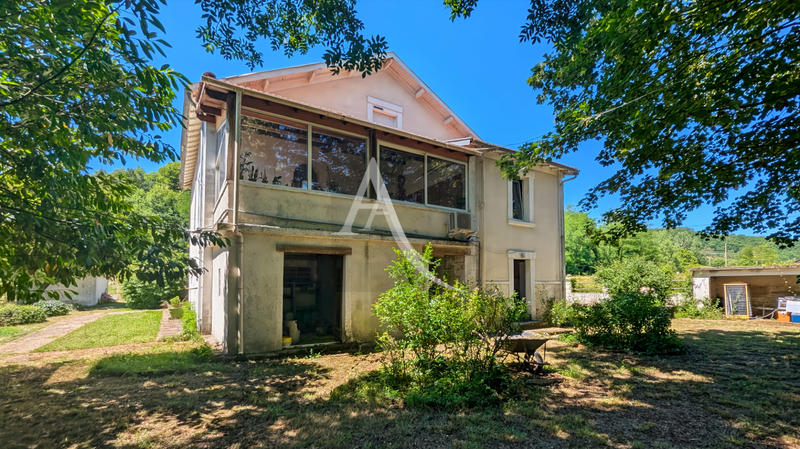 Maison - 150 m² - 8 pièces