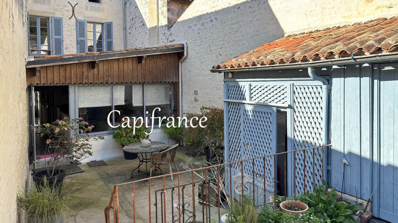 Maison bourgeoise - 228 m² - 5 pièces