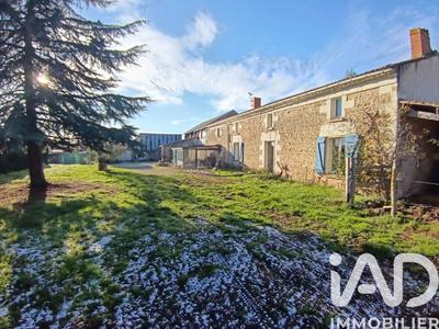 Maison - 190 m² - 5 pièces