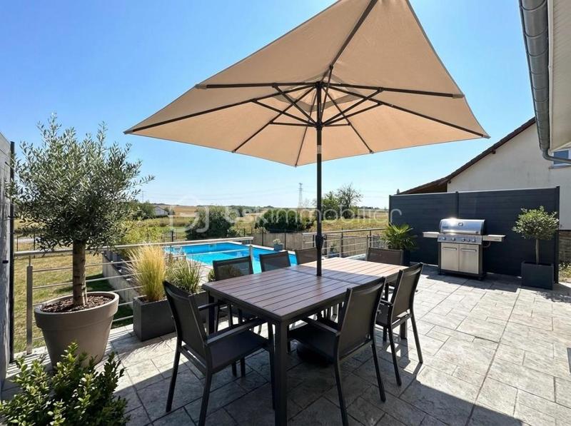 Maison - 150 m² - 6 pièces