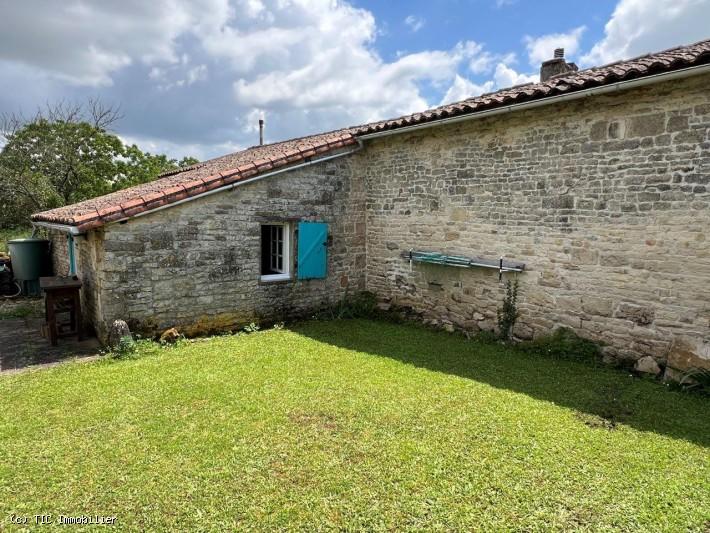 Maison - 137 m² - 4 pièces