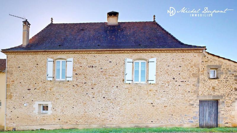 Maison - 196 m² - 8 pièces