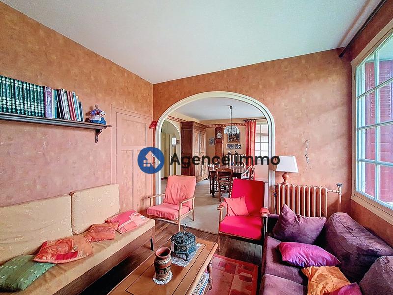 Maison - 168 m² - 8 pièces