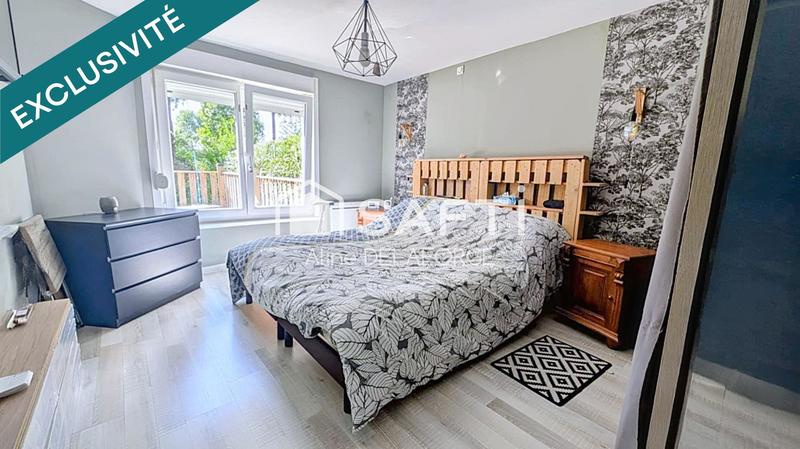 Maison - 235 m² - 8 pièces