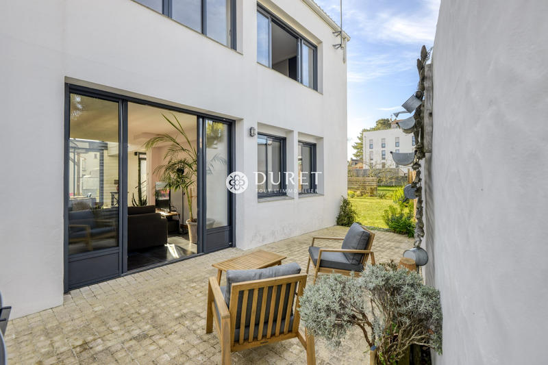 Maison contemporaine - 176 m² - 5 pièces