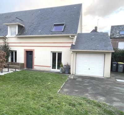 Maison traditionnelle - 115 m² - 7 pièces