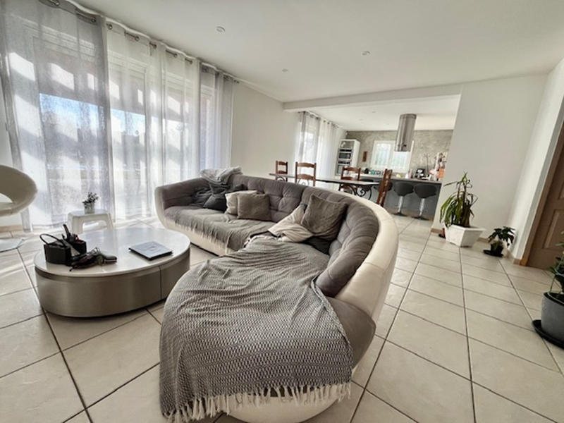 Maison - 110 m² - 5 pièces