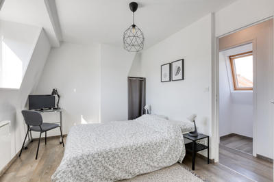 Appartement - 90 m² - 5 pièces