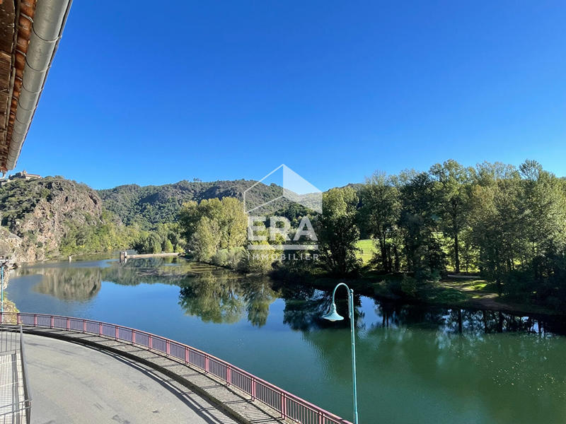 Maison - 164 m² - 7 pièces