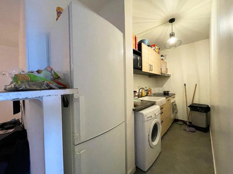 Appartement - 100 m² - 6 pièces