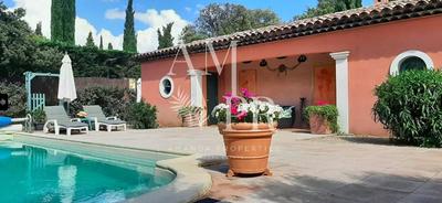 Maison - 120 m² - 7 pièces