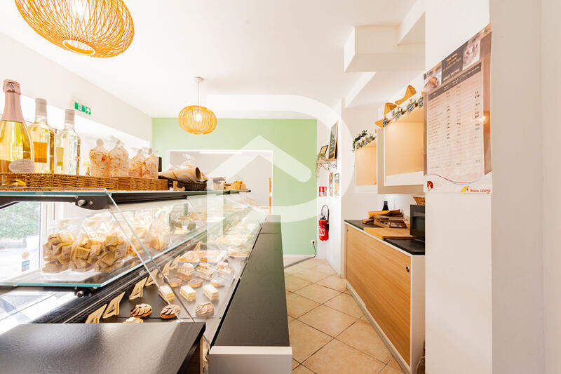 Fonds de commerce - 140 m²