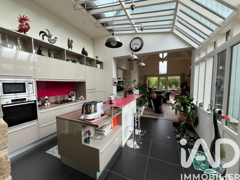 Maison de maîtres - 350 m² - 7 pièces