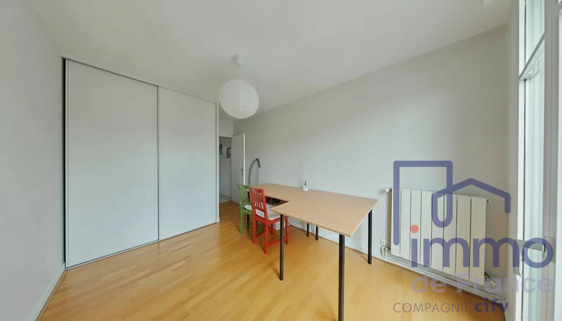 Appartement - 87 m² - 4 pièces