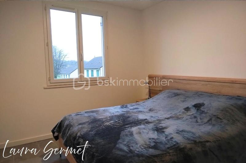 Pavillon - 80 m² - 5 pièces