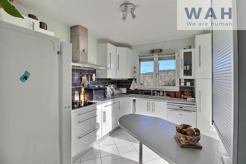 Maison - 102 m² - 5 pièces