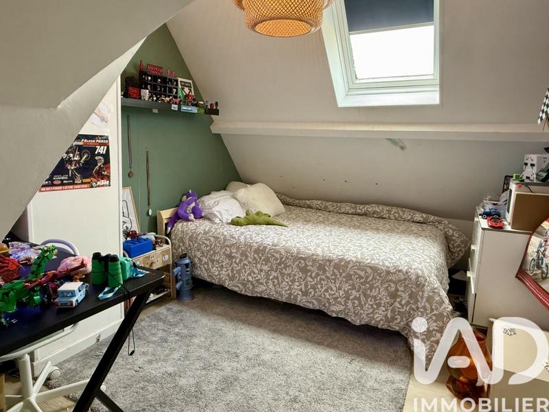 Maison - 216 m² - 8 pièces