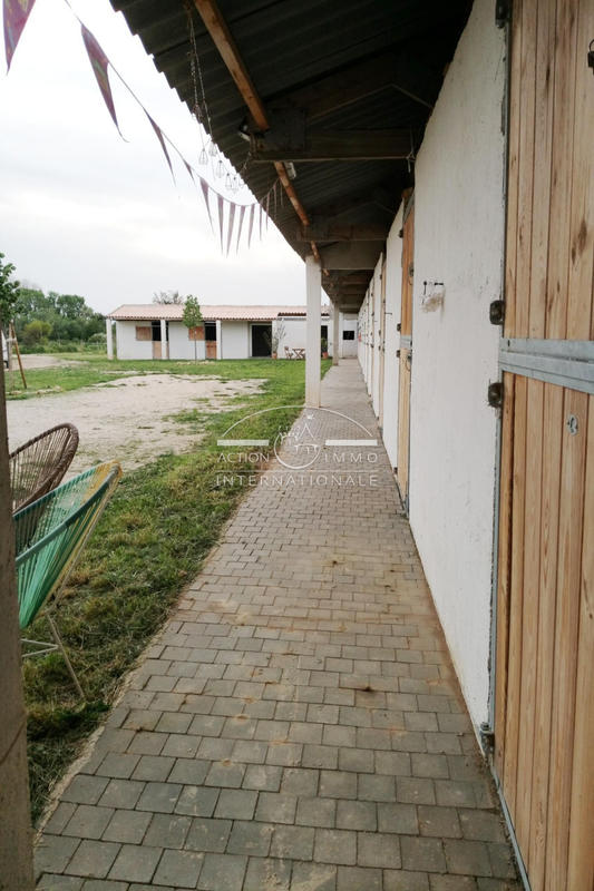 Maison - 400 m² - 14 pièces